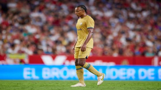 SEVILLE, SPAIN - SEPTEMBER 03: Jules Kounde of FC Barcelona looks on during the LaLiga Santander match between Sevilla FC and FC Barcelona at Estadio Ramon Sanchez Pizjuan on September 03, 2022 in Seville, Spain. (Photo by Fran Santiago/Getty Images)