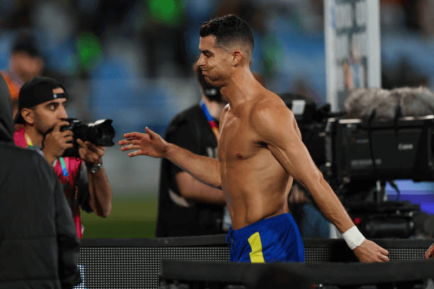 غضب رونالدو بعد مباراة الرياض